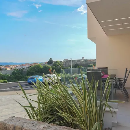 Luxury Luca Apartment Krk Town