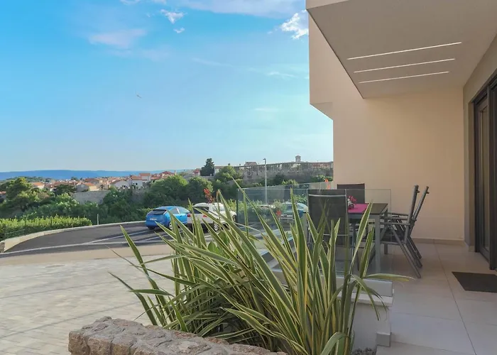 Luxury Luca Apartment Krk Town